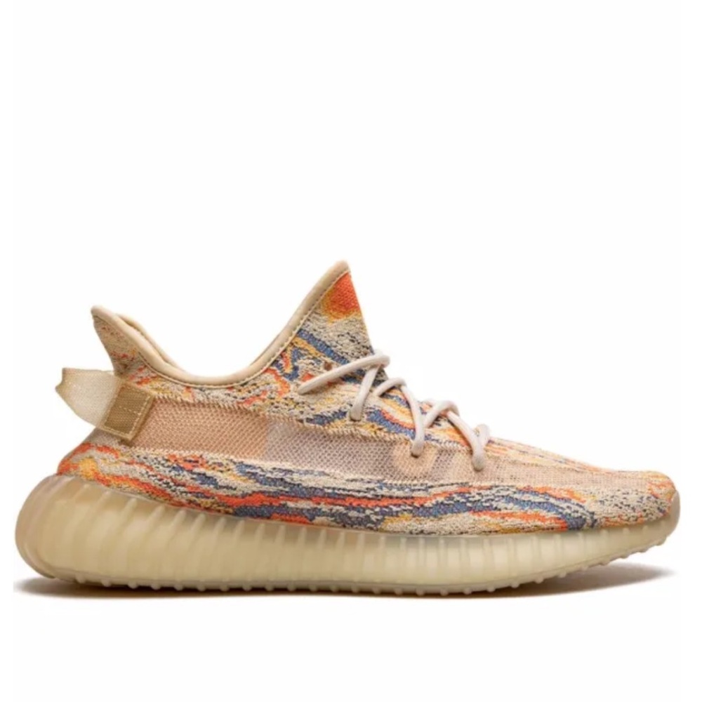 Adidas Yeezy Boost 350 V2 in Mx/Oat Size 7.5